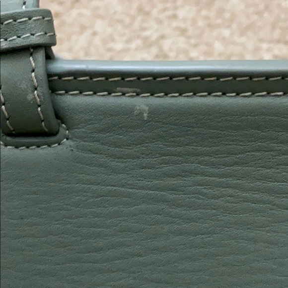 Mlouye triangle bag in mineral green - Picture 8 of 10